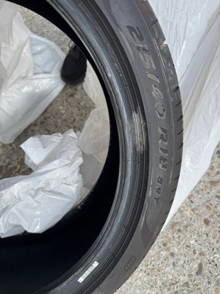 Pirelli PZero 215/40 R18 89Y - 2 neumáticos