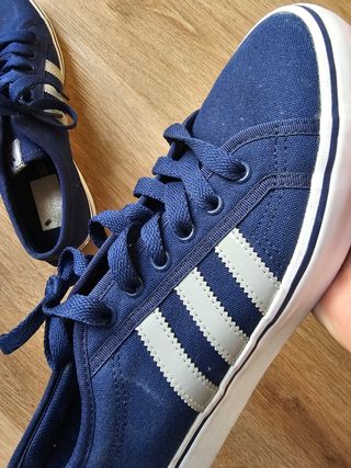 Zapatillas Adidas azules talla 44.5