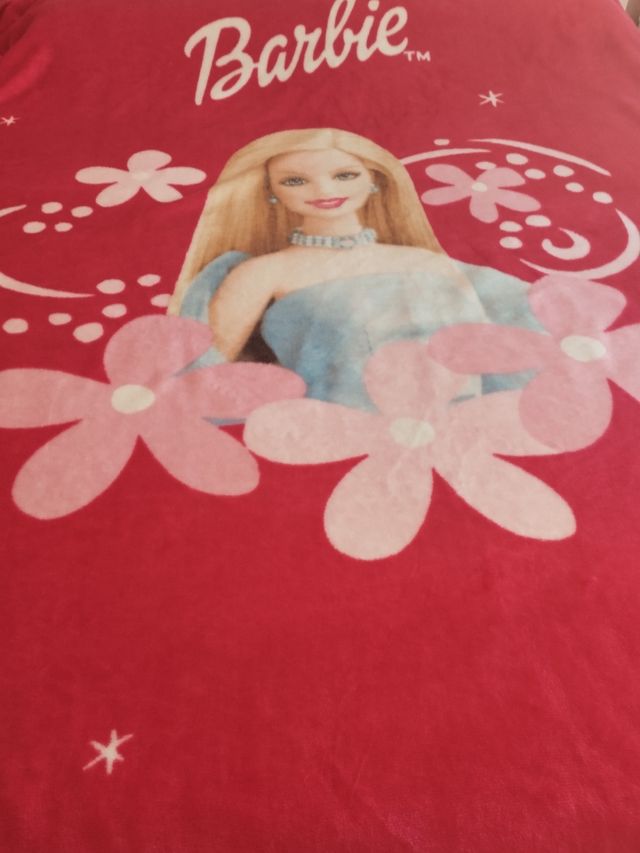 Manta Barbie Mattel - Rosa y Roja