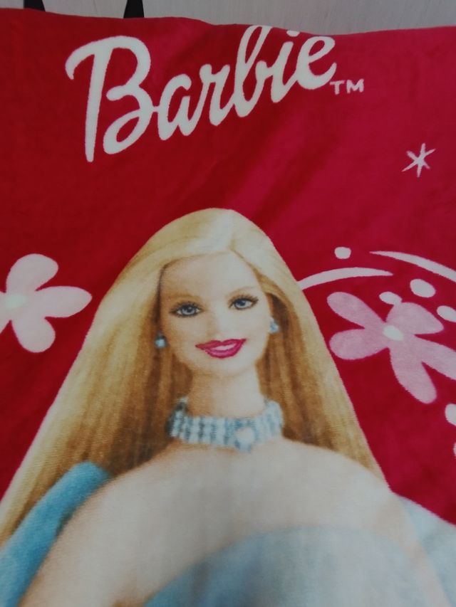 Manta Barbie Mattel - Rosa y Roja