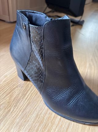Botines negros Pitillos Piel