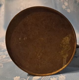 Antica teiera cinese in ottone ossidato