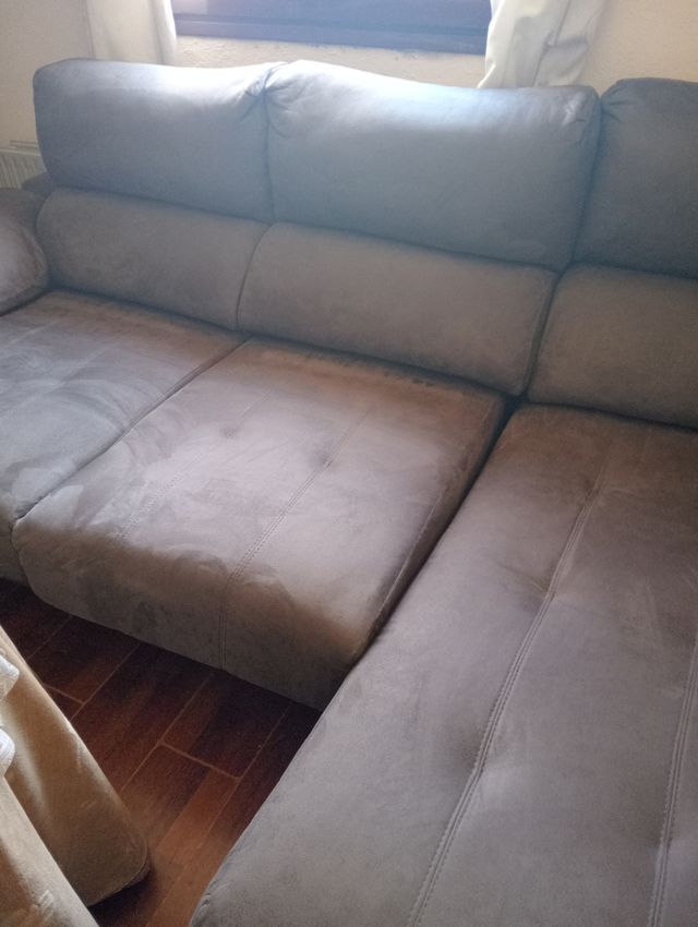 Sofá chaise longue marrón