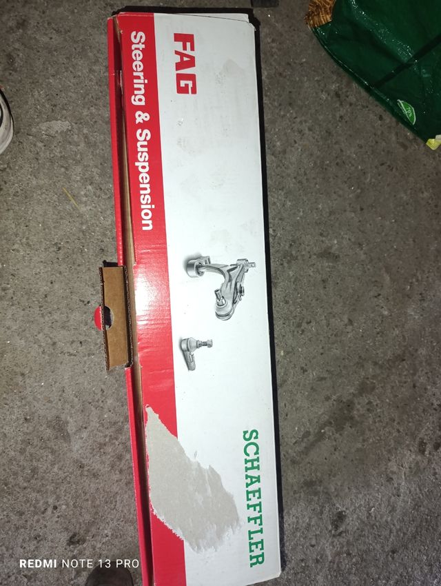 Mangueta suspension izk Ford Sierra  Nueva