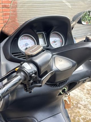 Yamaha T-Max 500 (2006) Impecable