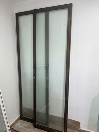 Balconera aluminio 210.5x124 cm