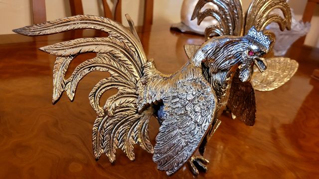 2 Gallos bronce decorativos