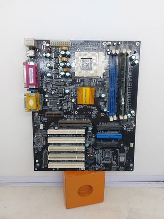 Placa base Elitegroup K755A