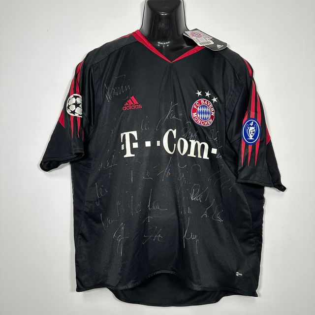 Camiseta Adidas Bayern Munich Champions Firmada 
