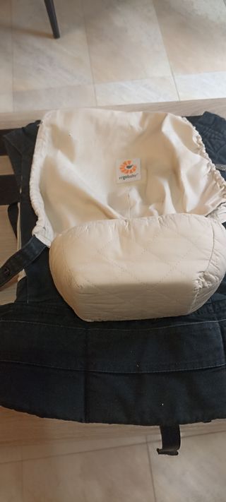 Mochila Portabebés Ergobaby Negra Beig