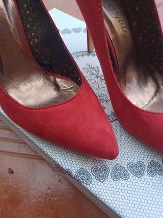 Zapatos tacón rojo Tino González
