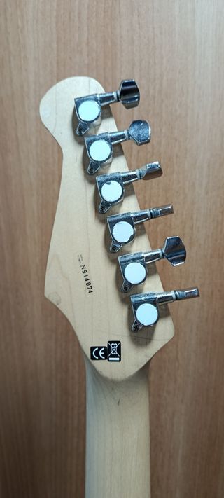 Guitarra eléctrica Stratocater negra
