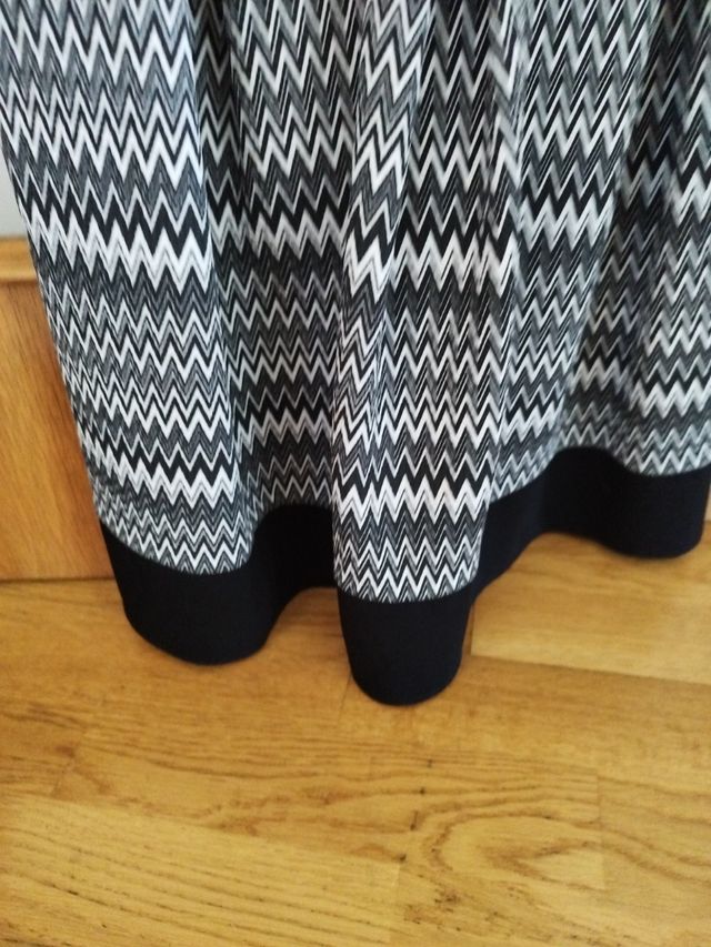 Vestido blanco y negro