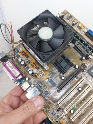 Placa base ASUS P4S8X