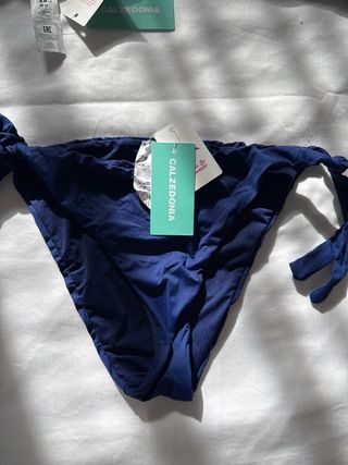 Bikini Calzedonia azul nuevo EU 85 L