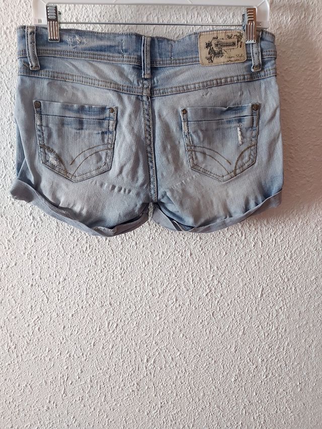 Pantalón corto vaquero claro