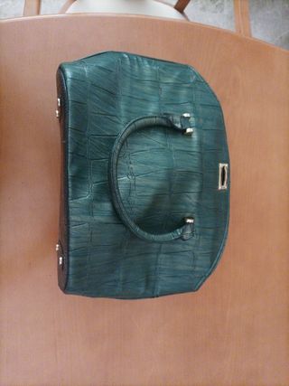 Bolso bandolera verde cocodrilo