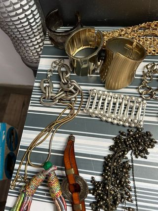 Grande lote de varias joyas