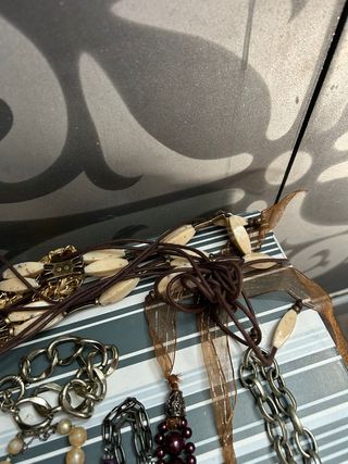 Grande lote de varias joyas