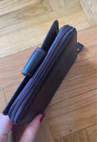 Monedero de piel