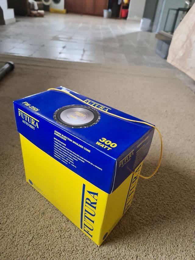Subwoofer Futura 300W - Auto HiFi