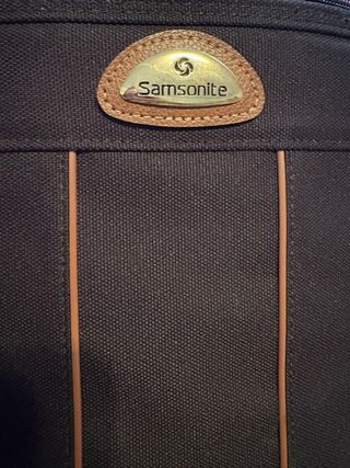 Neceser Samsonite rígido Marrón