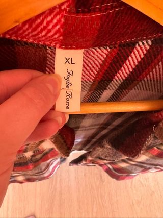 Chaqueta cuadros roja y blanca