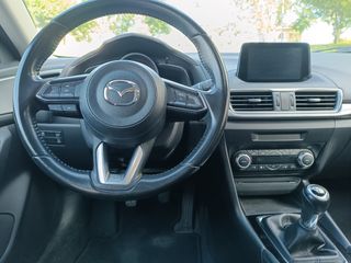 Mazda 3 2018