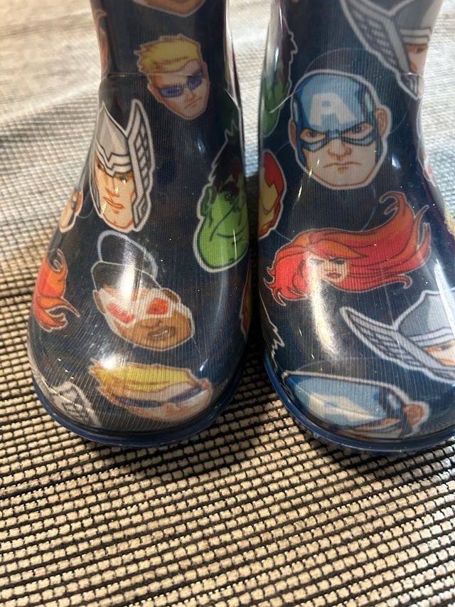 Botas de agua niño talla 24