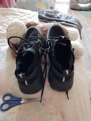 Zapatillas negras mujer