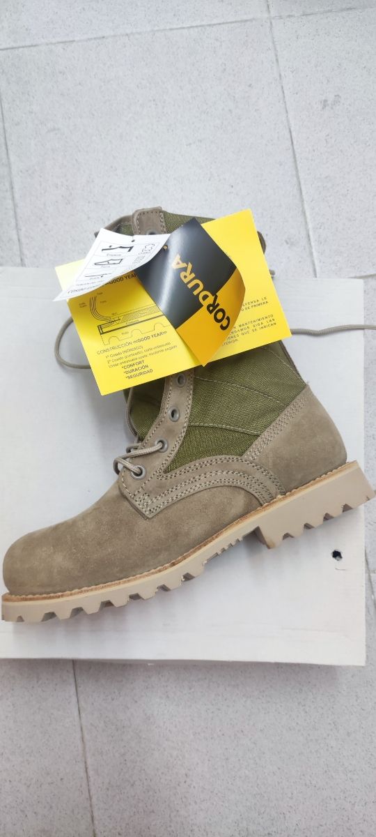 Bota militar beige y verde oliva talla 43