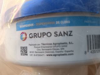 Dispensador cloro Grupo Sanz - piscina