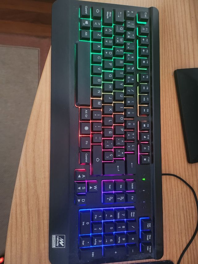 PC Gaming  regalo  Teclado, ratón y pantalla OPORT