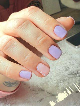 MANICURISTA Y UÑAS PROFESIONALES