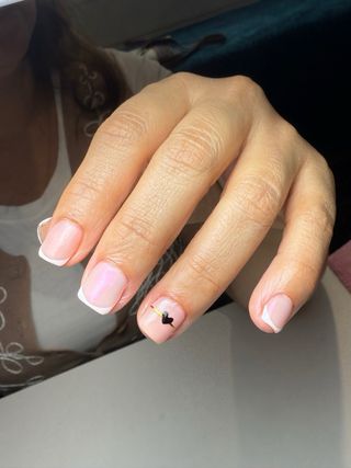 MANICURISTA Y UÑAS PROFESIONALES