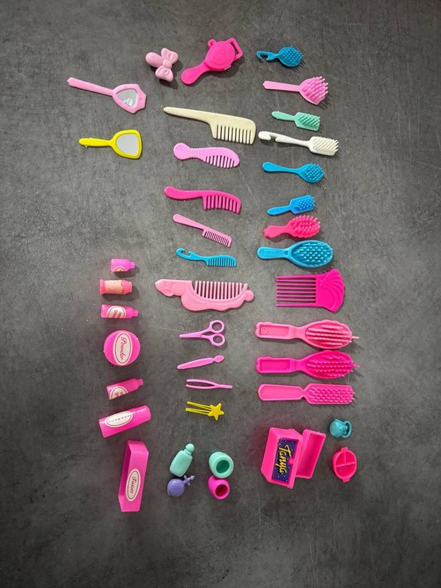 Abbigliamento e accessori per bambole Barbie/Sindy