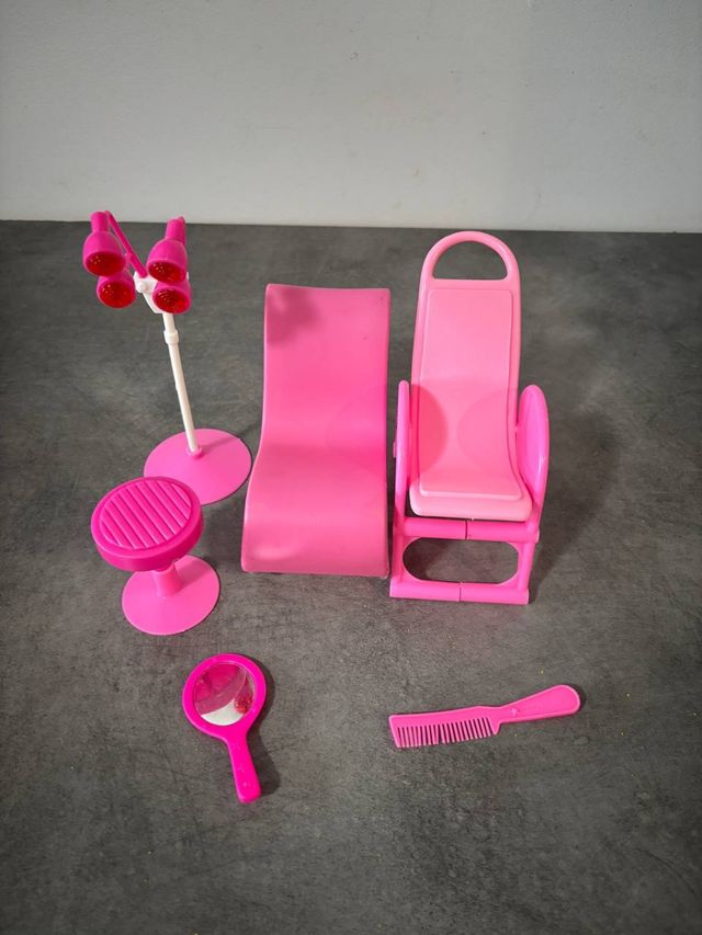 Abbigliamento e accessori per bambole Barbie/Sindy