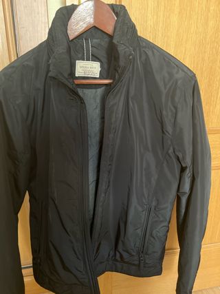 Cazadora Sfera Men negra talla S 