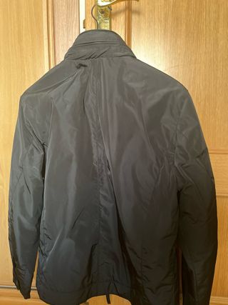 Cazadora Sfera Men negra talla S 