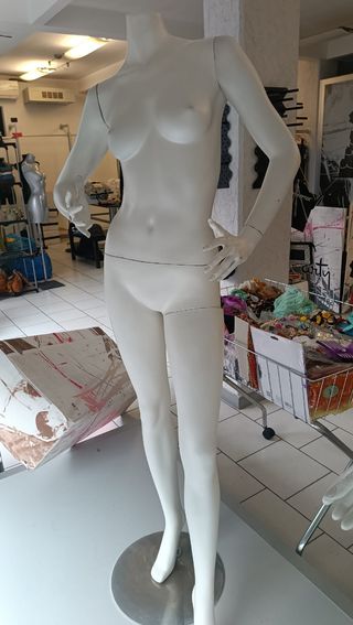 6 manichini sartoriali