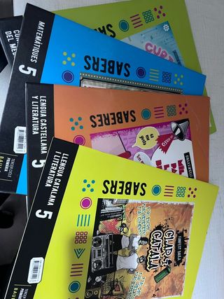 Libros de 5º del colegio Sant Josep de Reus