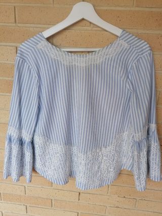 Blusa Zara rayas azul y blanco