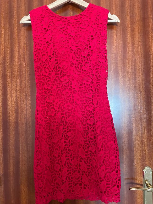 Vestido rojo encaje