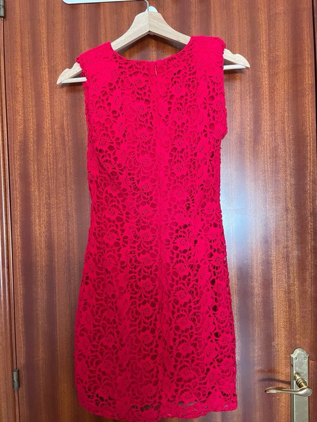 Vestido rojo encaje