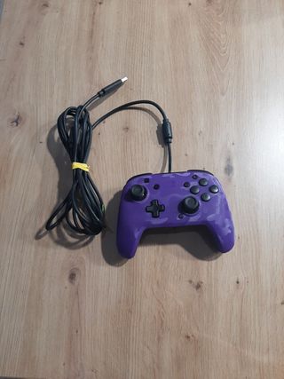 Mando Nintendo Switch morado 