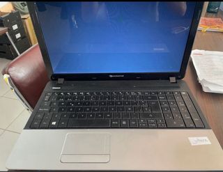 Portátil Packard Bell - Negro/Plata