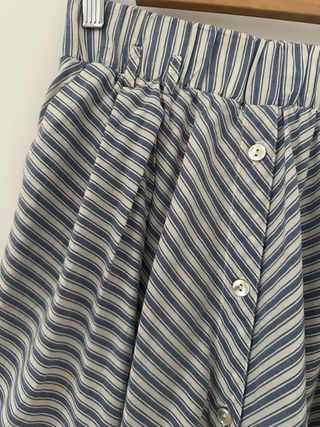 Falda Zara rayas azules vuelo talla S