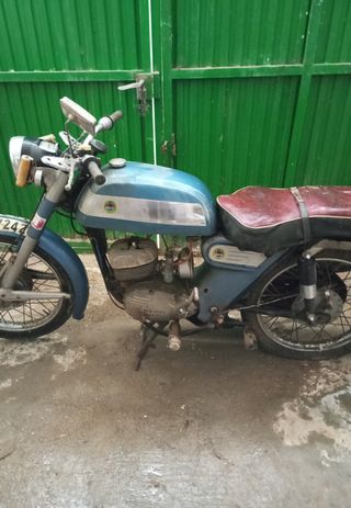 Derbi 125cc 4v: Moto clásica