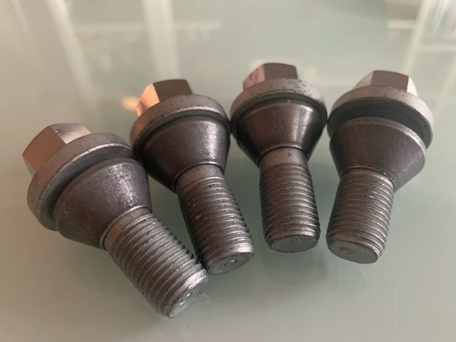 Juego tuercas antirrobo Maserati