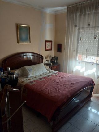 Casa 3 plantas - 4 dormitorios